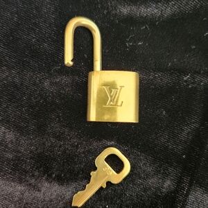 Vintage #316 LOUIS VUITTON Brass Lock & Key Lucky #1 KANSAS Area Code